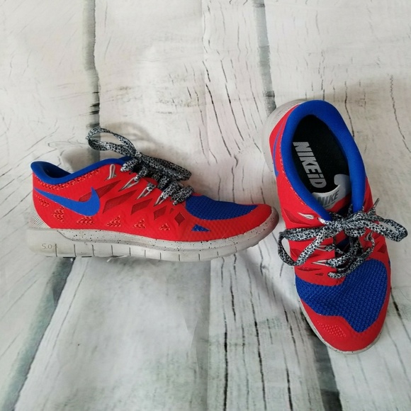 Nike Shoes - Nike free 5.0 sneakers